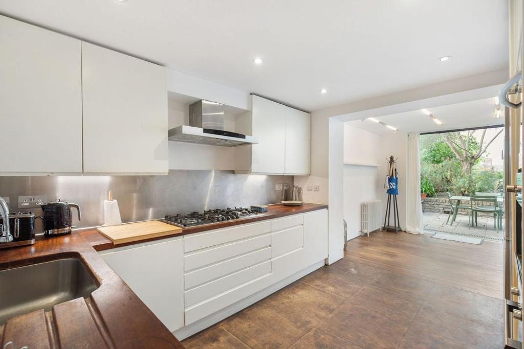 Guestready - A Perfect In The Hackney Area Guest house *